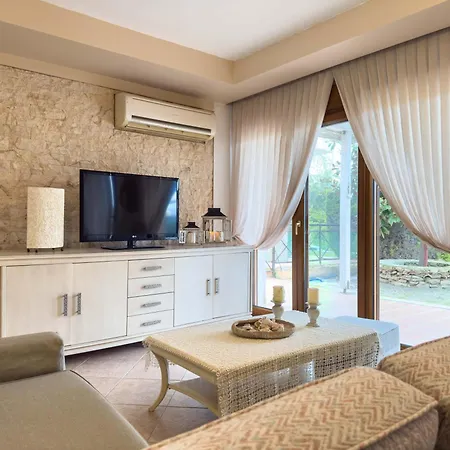 Luxurious Maisonette In 度假居 佩科霍里