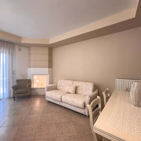 Luxurious Maisonette In
