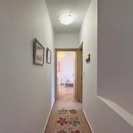 Luxurious Maisonette In 度假居 *